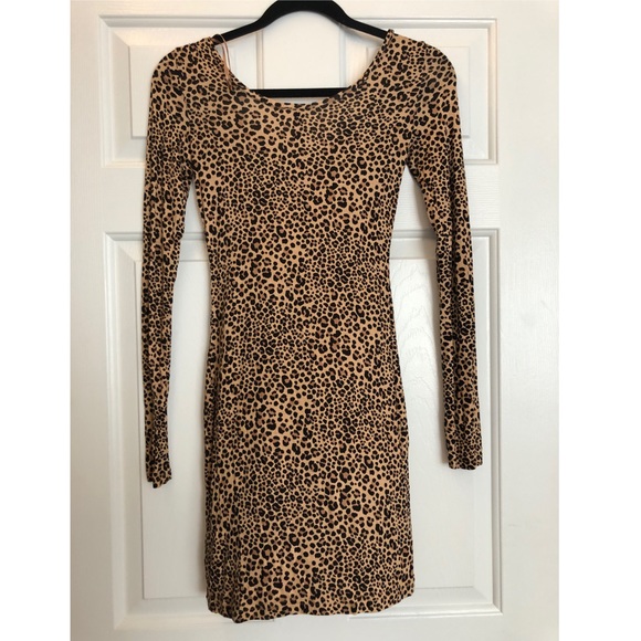 Cheetah print dress - Picture 2 of 3